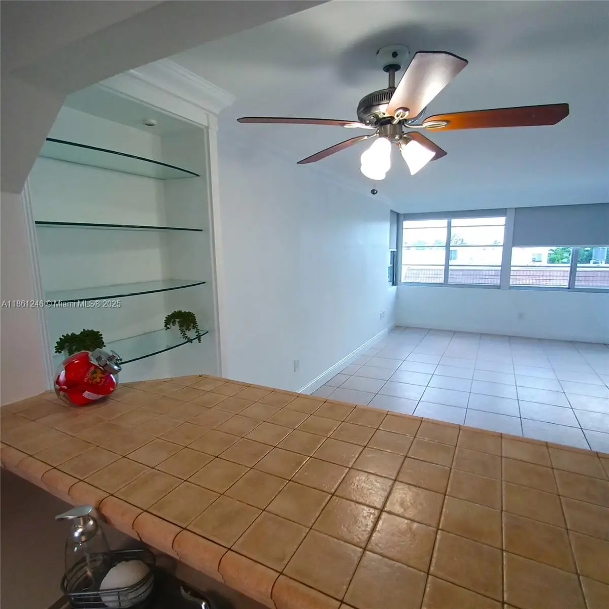 8000 Harding Ave #3B, Miami Beach, FL 33141 - Image #1