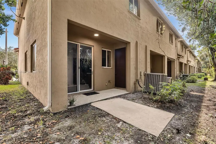 21205 NW 14 Pl #819, Miami Gardens, FL 33169 - Image #3