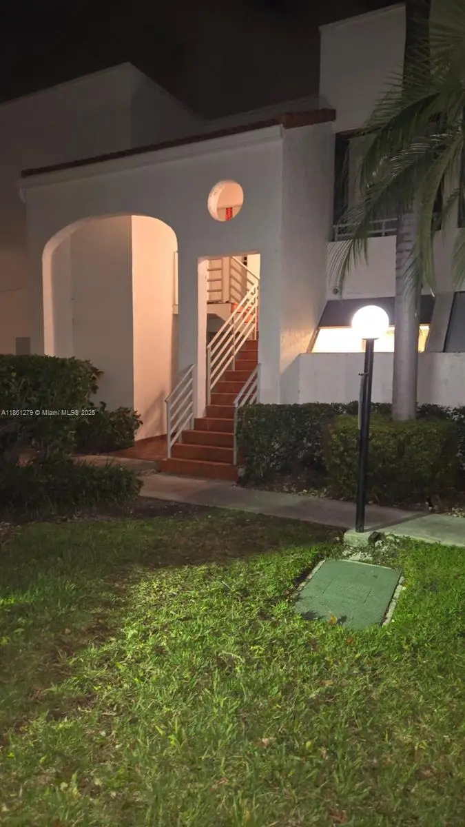 3558 Magellan Cir #132, Aventura, FL 33180 - Image #2