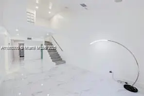 455 NE 210th Ter, Miami, FL 33179 - Image #3