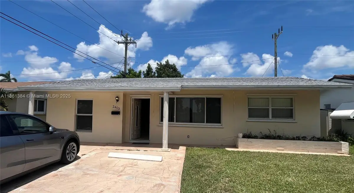 2403 NW 53rd St, Tamarac, FL 33309 - Image #1