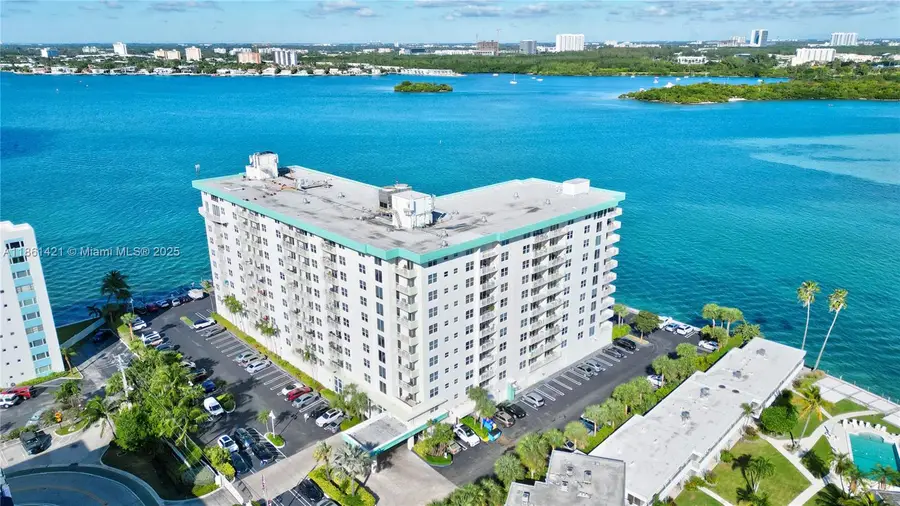 10350 W Bay Harbor Dr #4T, Bay Harbor Islands, FL 33154 - Image #2