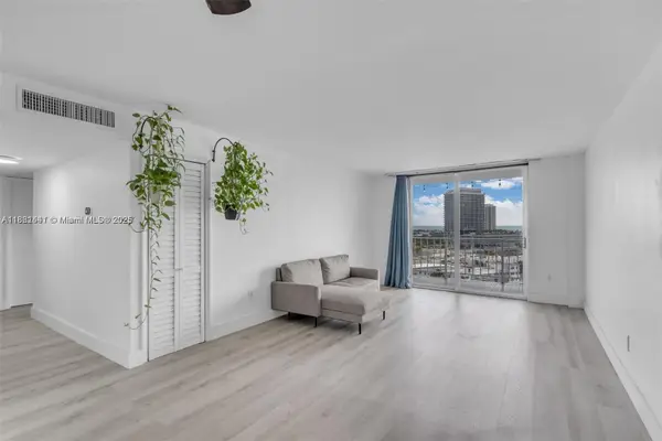 6900 Bay Dr #11F, Miami Beach, FL 33141