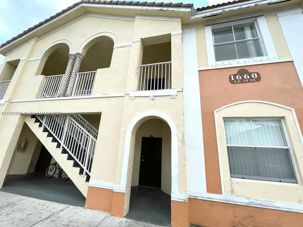 1660 SE 29th St #200, Homestead, FL 33035