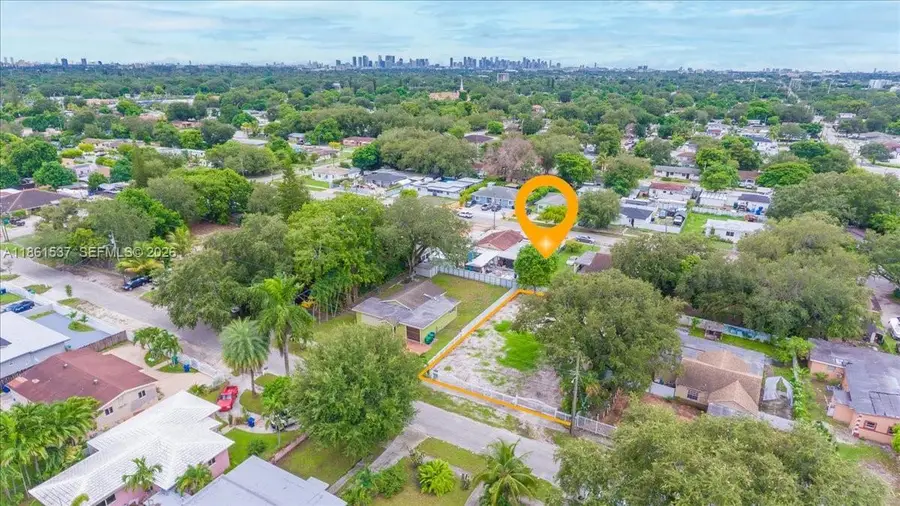 2476 NW 97th St, Miami, FL 33147 - Image #3