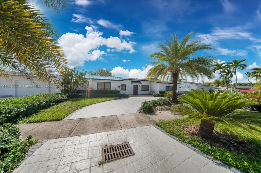 7302 SW 134th Pl, Miami, FL 33183 - Image #2