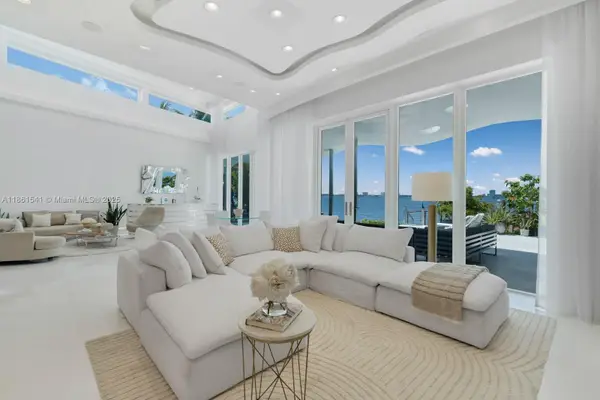 1825 Cleveland Rd, Miami Beach, FL 33141