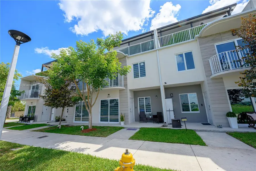 25689 SW 144th Ave, Homestead, FL 33032 - Image #2