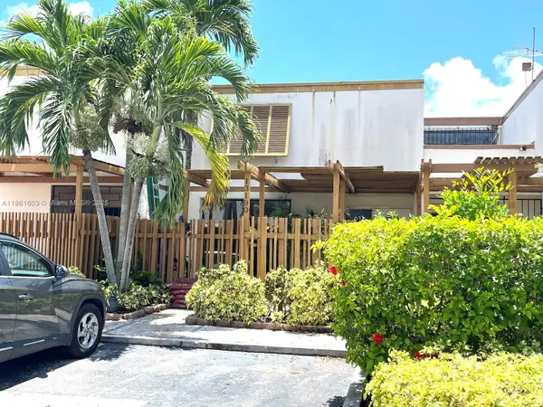 13190 SW 10th Ter, Miami, FL 33184