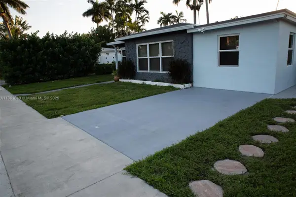 121 NE 1st Ct, Dania Beach, FL 33004