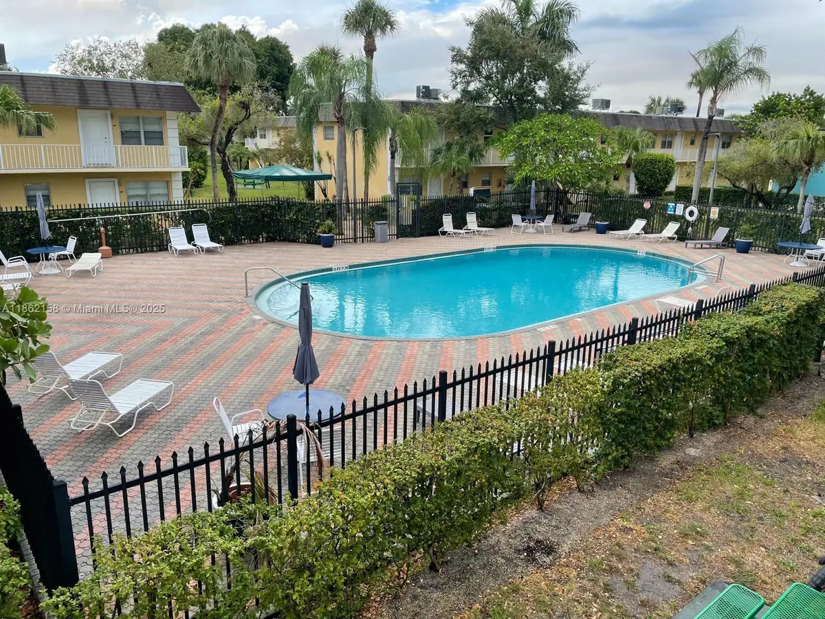 5162 NE 6th Ave #308, Oakland Park, FL 33334 - Image #1