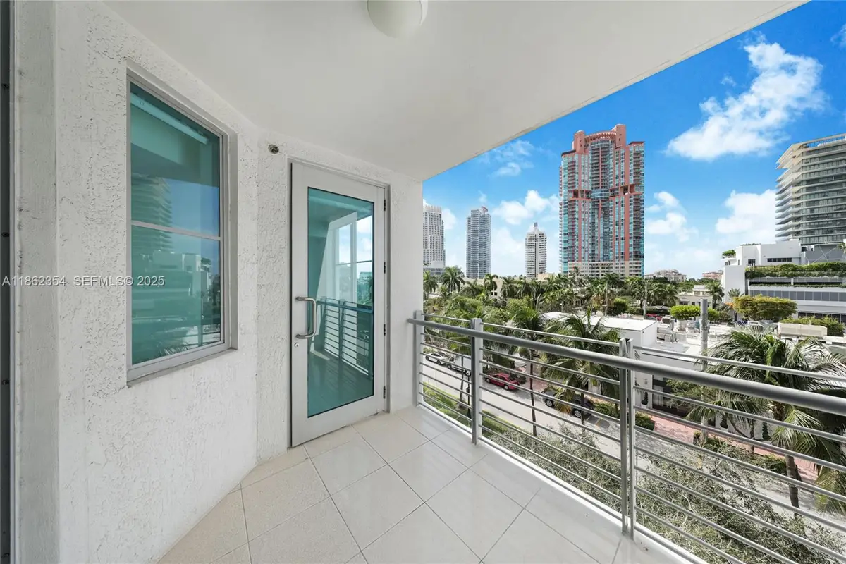 110 Washington Ave #1513, Miami Beach, FL 33139 - Image #1