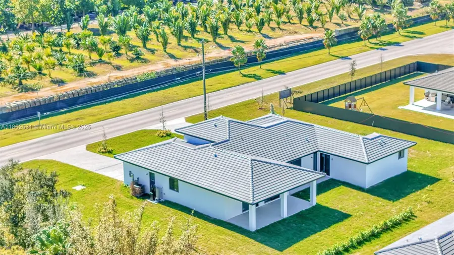 15455 SW 232 St, Miami, FL 33170 - Image #3