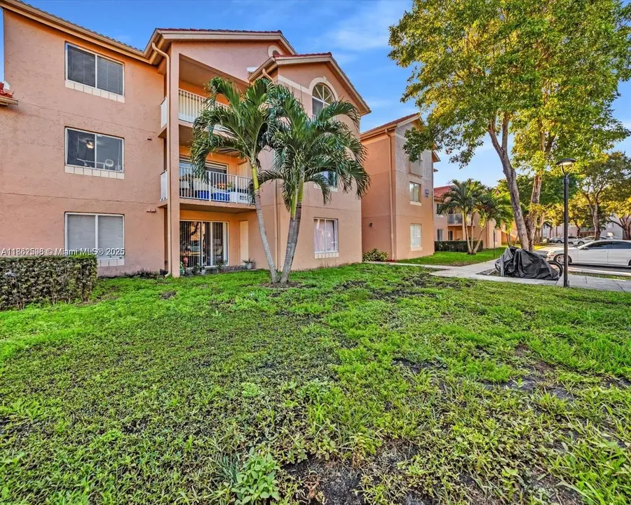 15770 SW 106th Ter #303, Miami, FL 33196 - Image #3