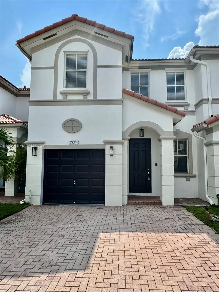 7869 NW 110 Av, Doral, FL 33178 - Image #1