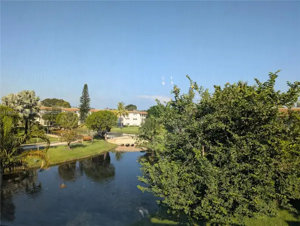 3505 NW 48th Ave #614, Lauderdale Lakes, FL 33319