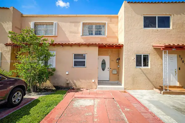 1705 W 57th St #506, Hialeah, FL 33012