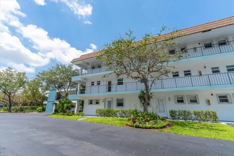 1501 S Ocean Blvd #227, Lauderdale By The Sea, FL 33062 - Image #2