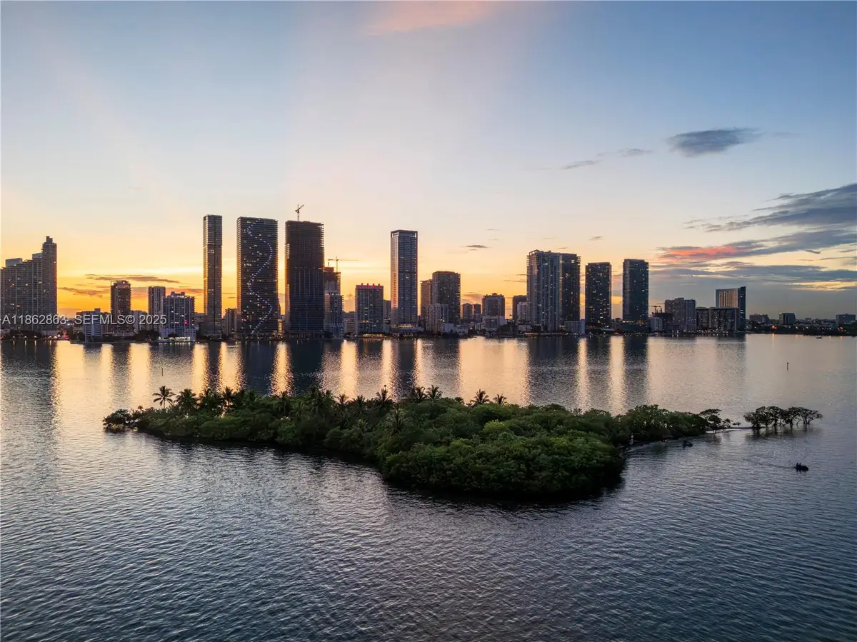 700 NE 24th Street #1401, Miami, FL 33137 - Image #1