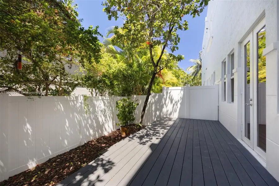 3425 Norfolk St, Pompano Beach, FL 33062 - Image #2