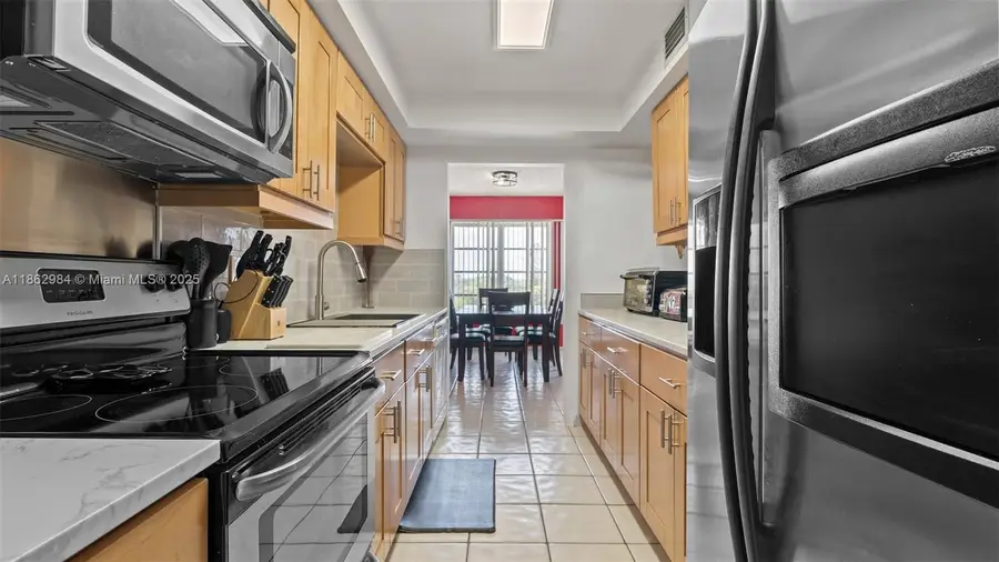 4174 Inverrary Dr #502, Lauderhill, FL 33319 - Image #2