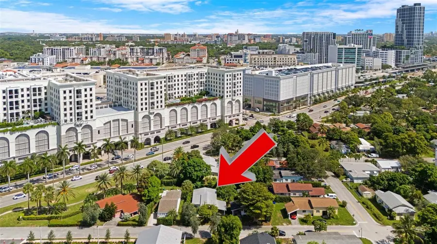 213 Florida Ave, Coral Gables, FL 33133 - #2