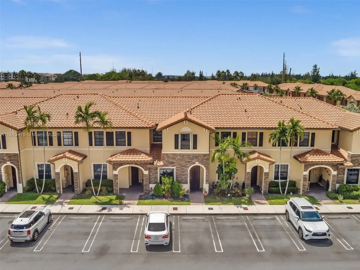 8926 W 35th Ct, Hialeah, FL 33018 - Image #1