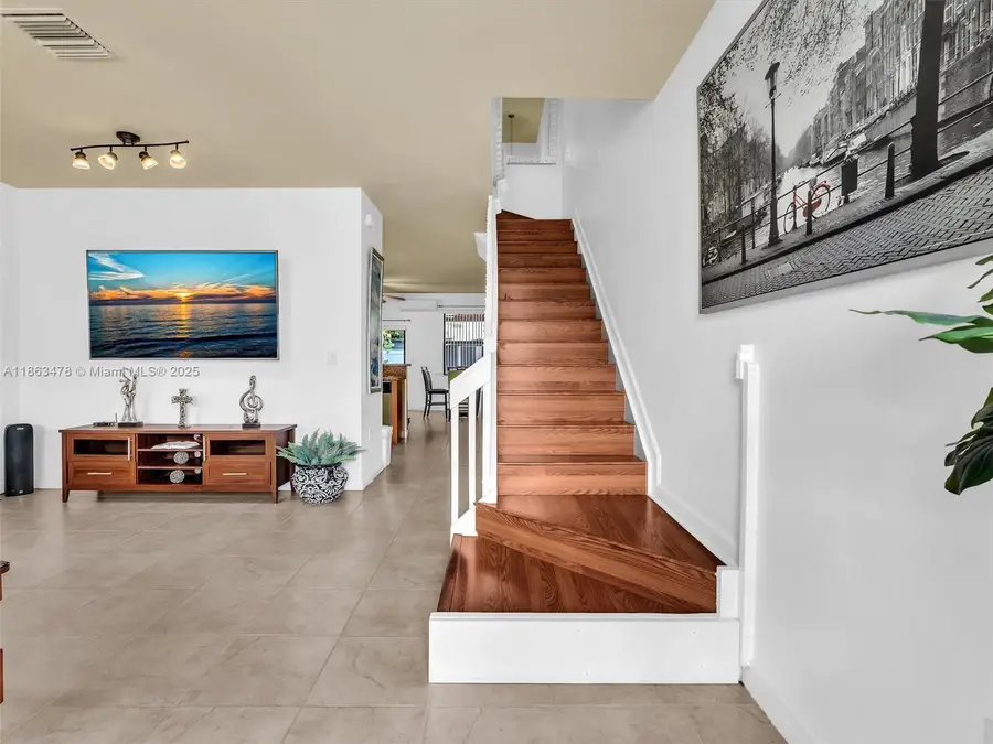 8926 W 35th Ct, Hialeah, FL 33018 - Image #3