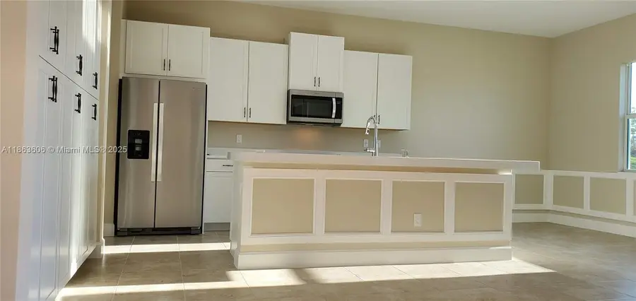 14982 Wildwood Cir, Westlake, FL 33470 - Image #2