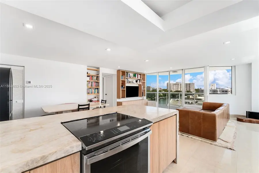 Address Withheld By Seller, Miami, FL 33140 - #3