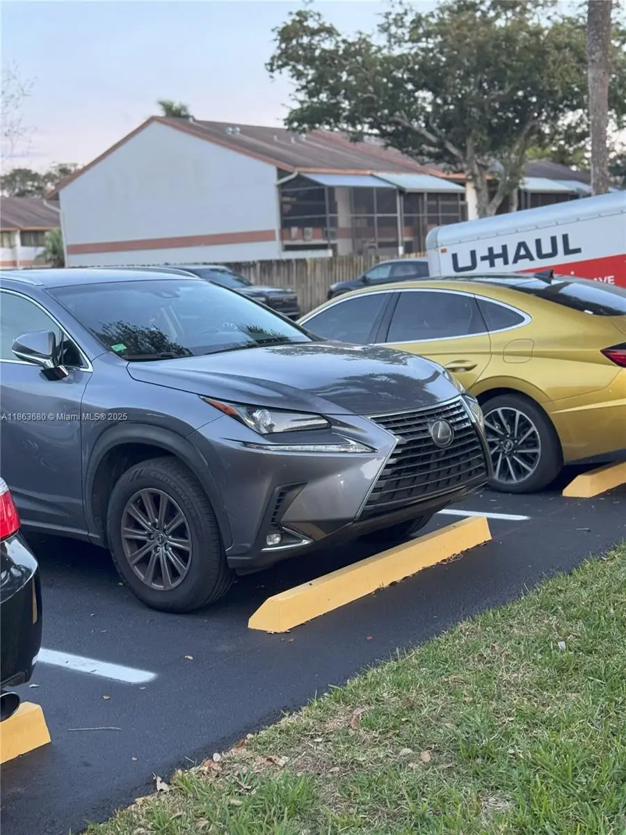 7175 Orange Dr #203H, Davie, FL 33314 - Image #3