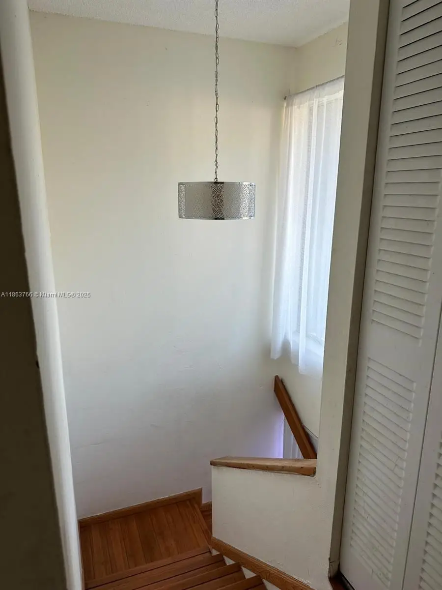 11208 SW 67th Ter, Miami, FL 33173 - Image #3