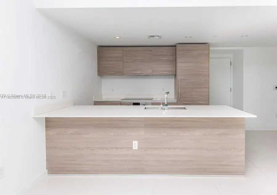 1300 S Miami Ave #1602, Miami, FL 33130 - Image #2