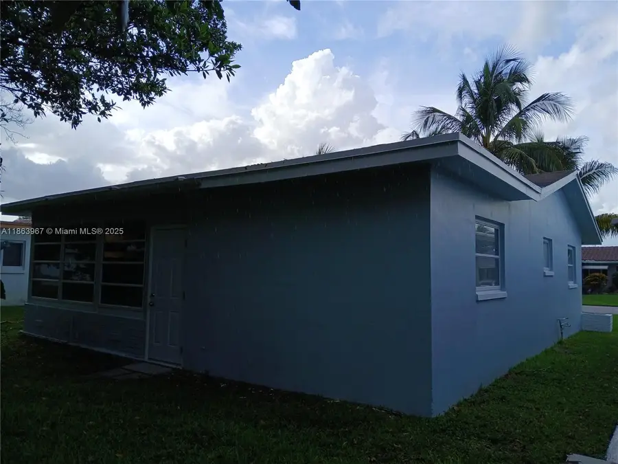 4502 NW 46th St, Tamarac, FL 33319 - #3