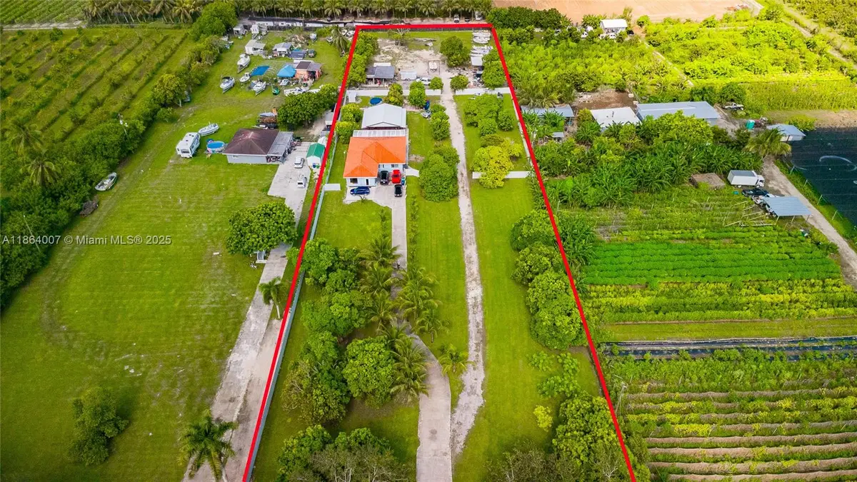 36520 SW 214th Ave, Homestead, FL 33034 - Image #1