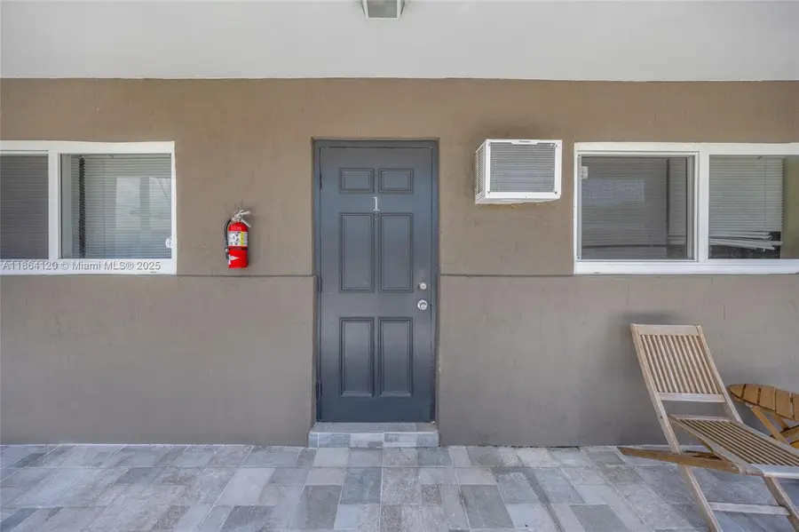 1807 N 17th Ave, Hollywood, FL 33020 - #2