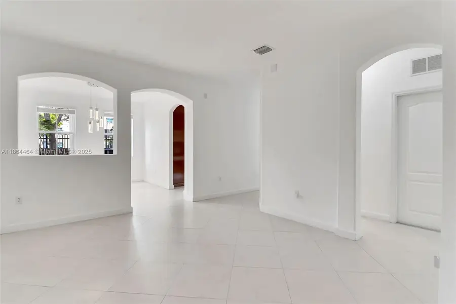 11321 NW 84th St, Doral, FL 33178 - Image #3