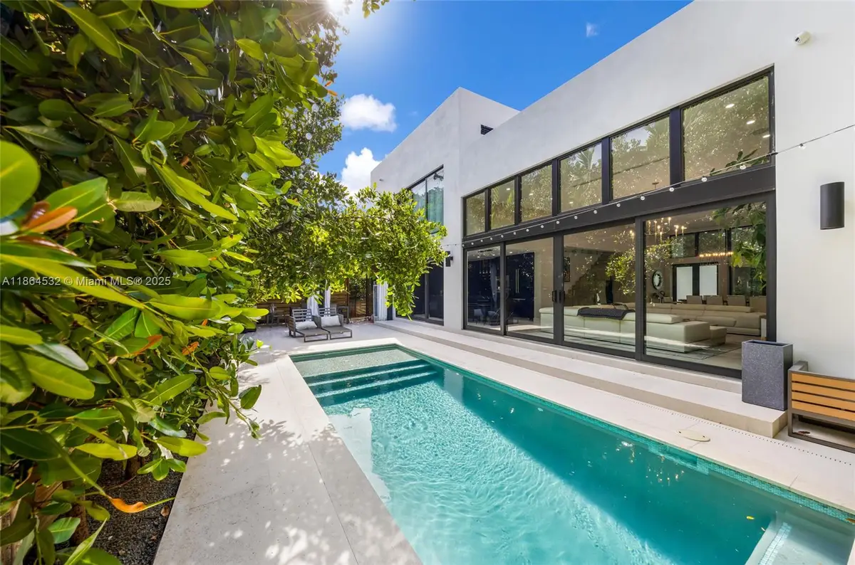 741 NE 80th St, Miami, FL 33138 - Image #1