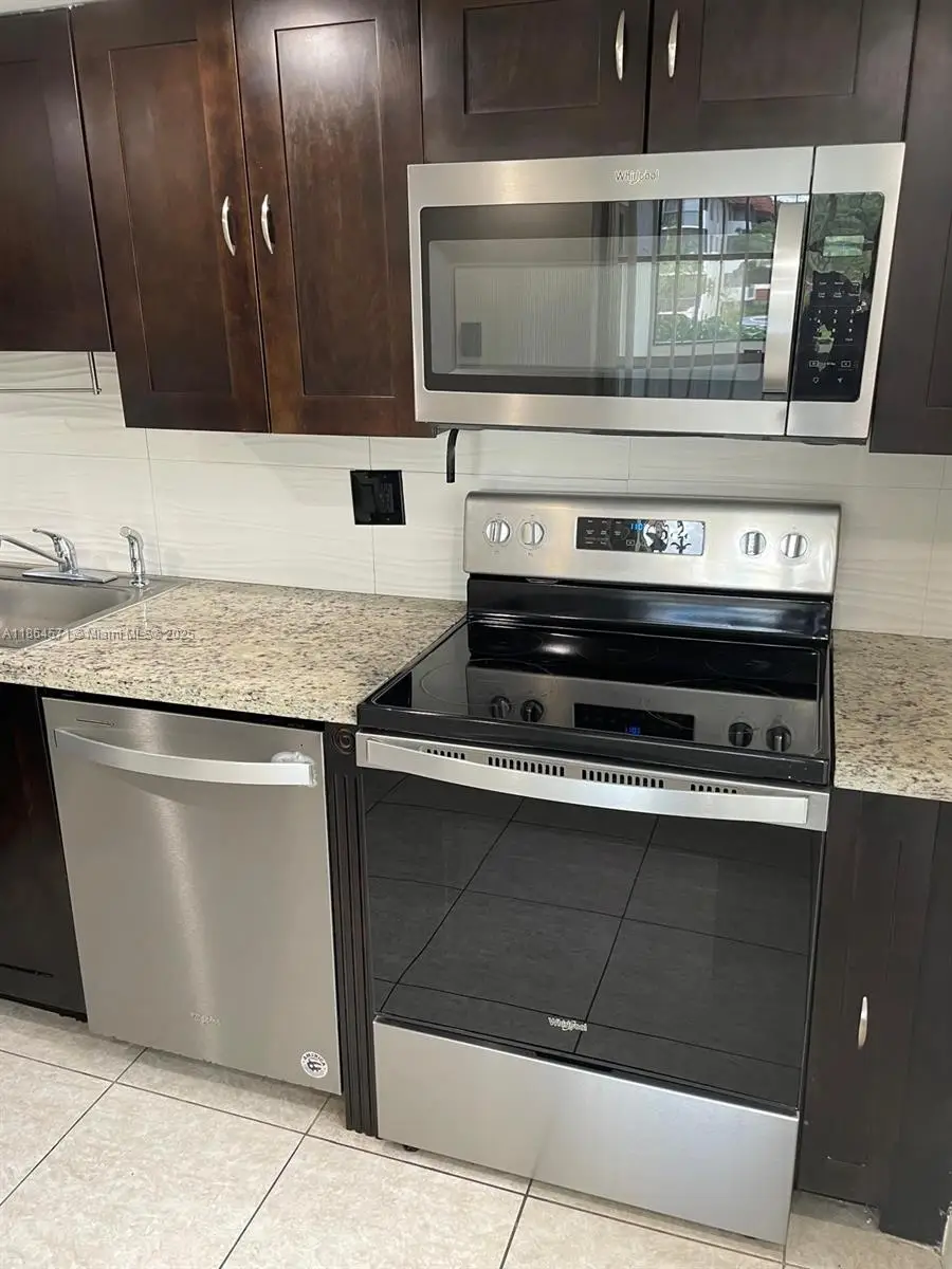 4164 Inverrary Dr #215, Lauderhill, FL 33319 - Image #3