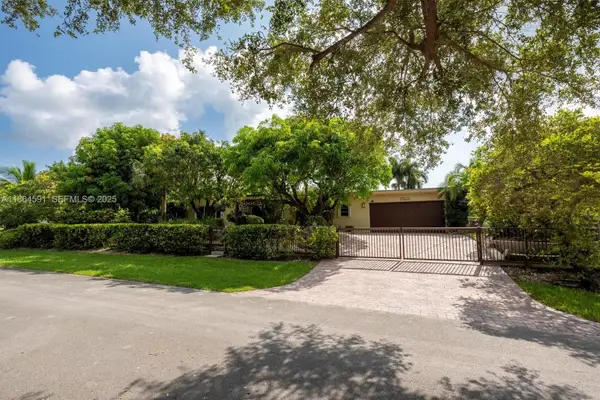 17625 SW 91st Ave., Palmetto Bay, FL 33157