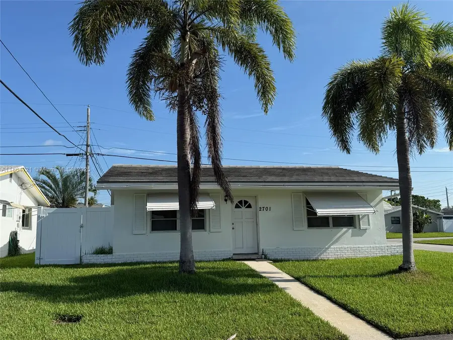 2701 NW 52nd Ct, Tamarac, FL 33309 - Image #3