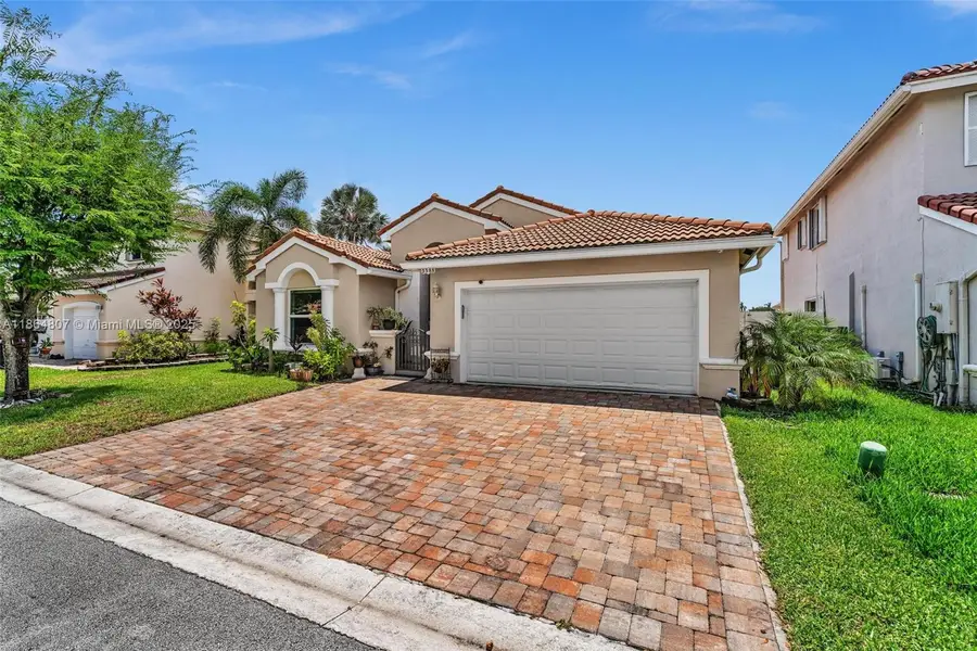 3388 SW 49th St, Hollywood, FL 33312 - Image #3