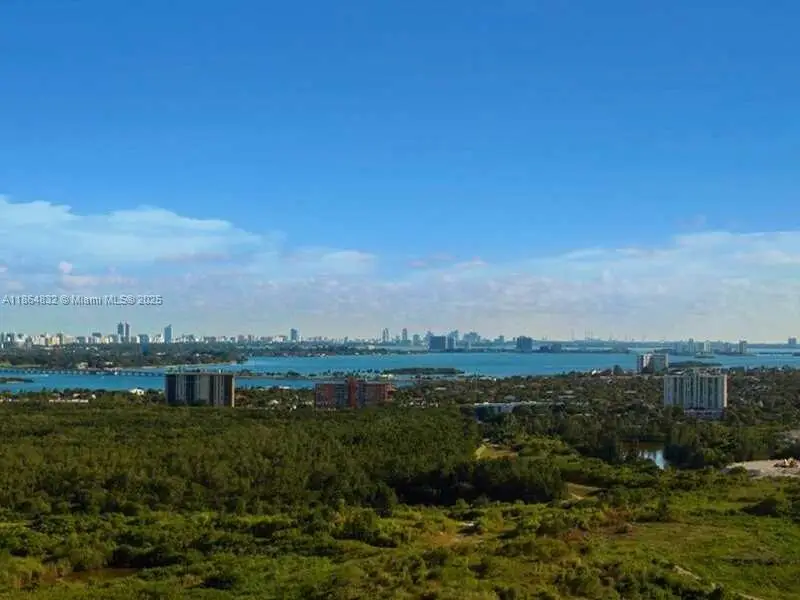 14951 Royal Oaks Ln #1909, North Miami, FL 33181 - Image #2