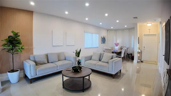 2558 NE 41st Ave, Homestead, FL 33033