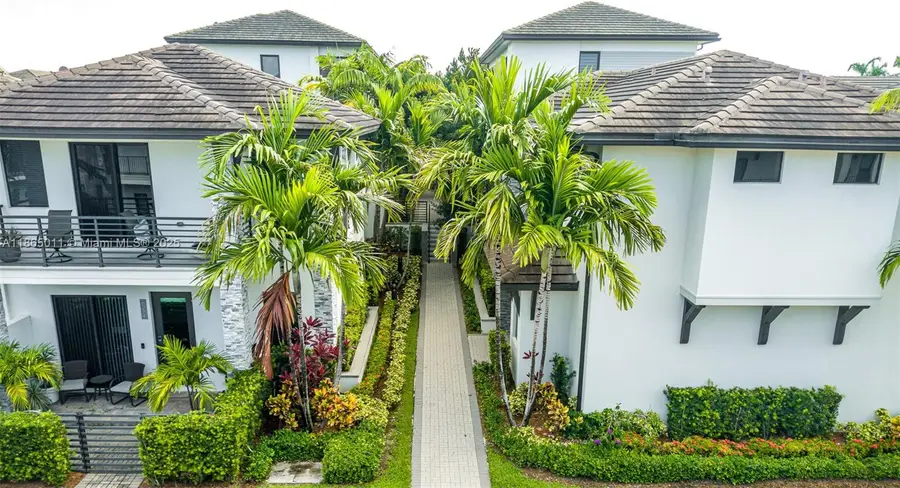 8263 NW 47th Ter, Doral, FL 33166 - Image #2