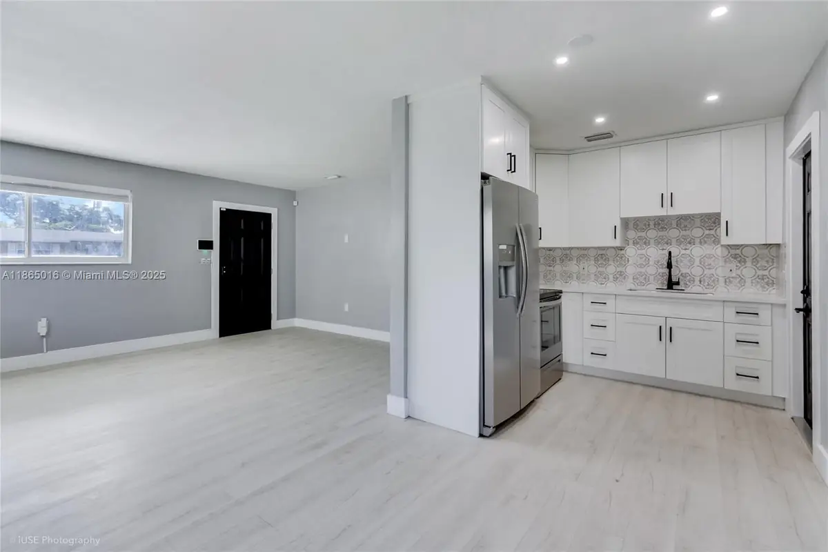 1000 N 71st Ter, Hollywood, FL 33024 - Image #1