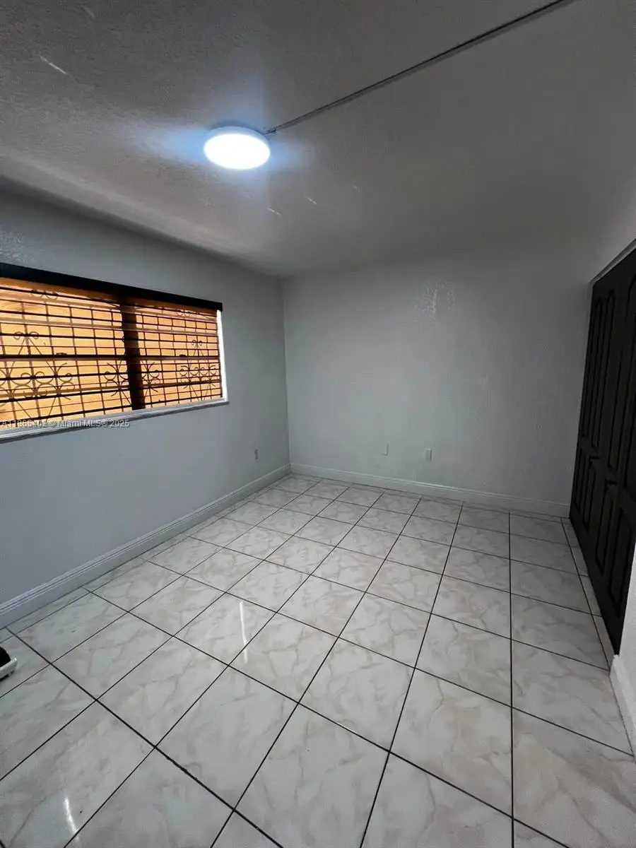 5625 W 17th Ave #701, Hialeah, FL 33012 - Image #2