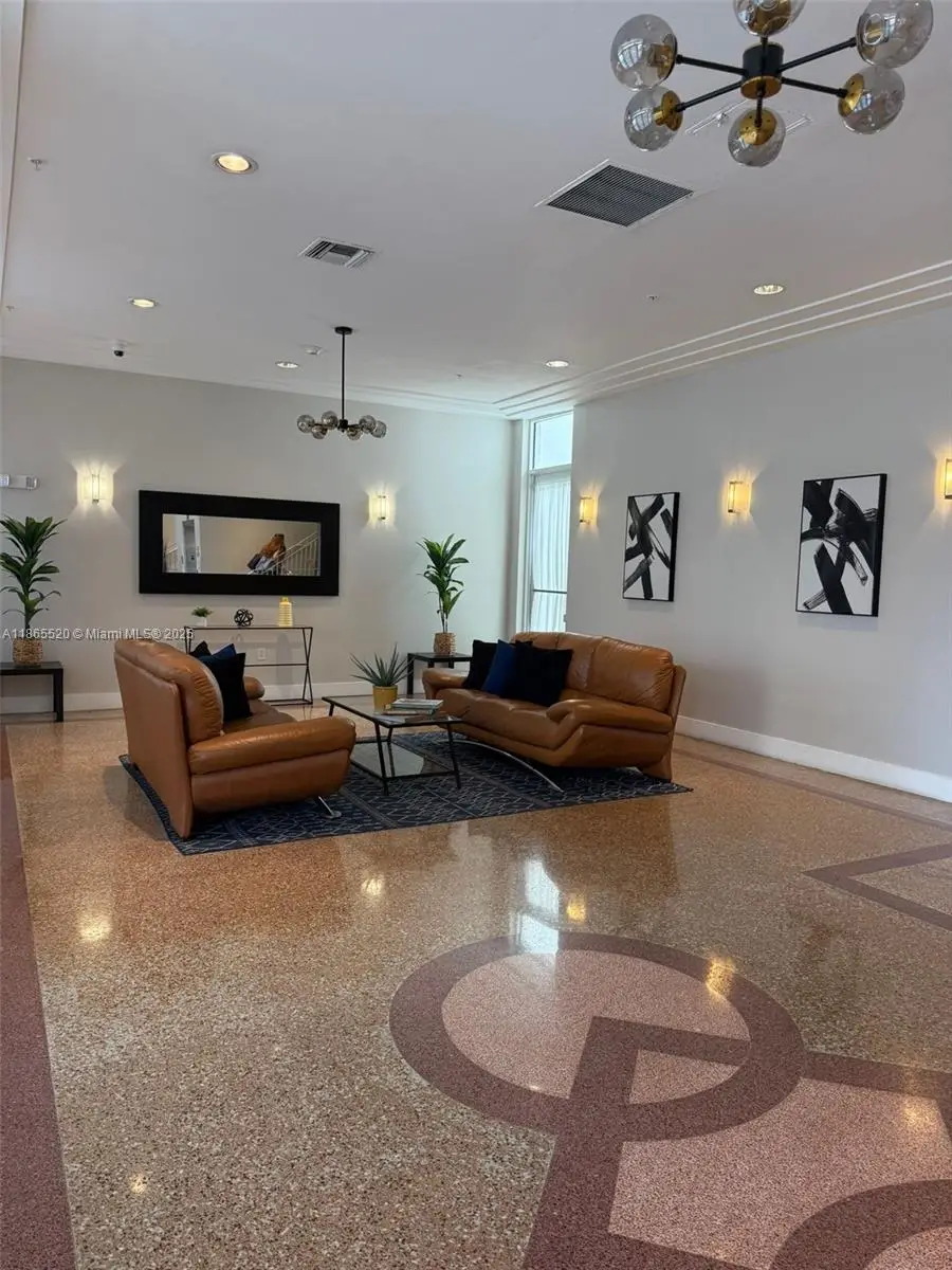 7326 Collins Ave #105, Miami Beach, FL 33141 - Image #3