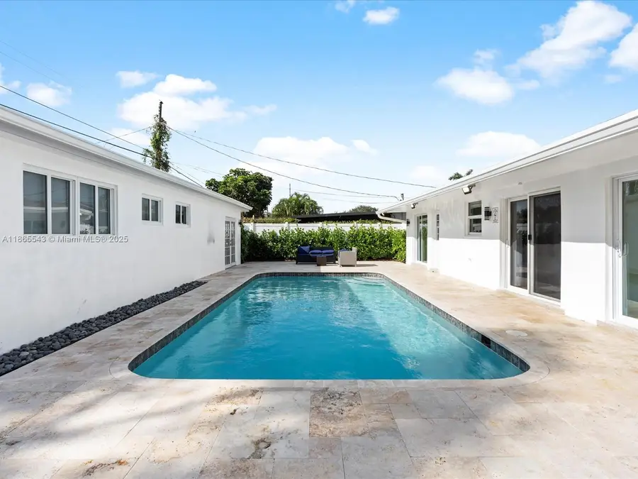 6340 Coolidge St, Hollywood, FL 33024 - Image #2