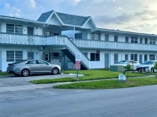 52 NE 204th St #32, Miami Gardens, FL 33179